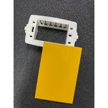 Placa Cega com Suporte 4x2 - RECTA MOSTARDA GLOSS